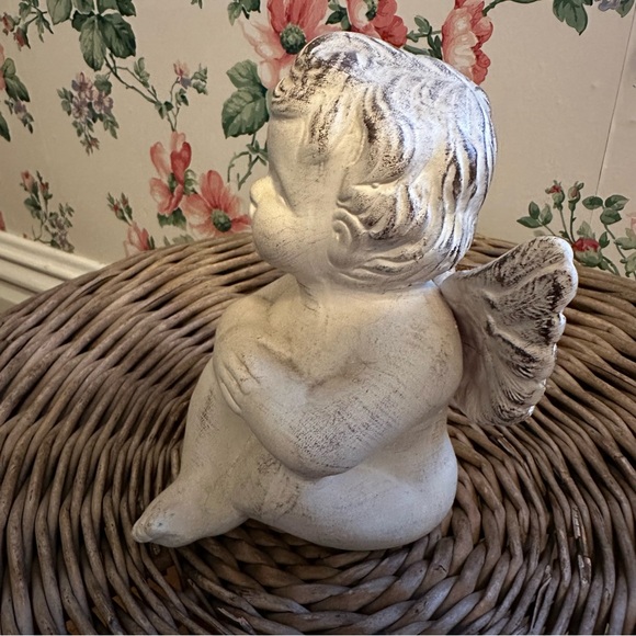 Decorative Angel - Picture 3 of 6